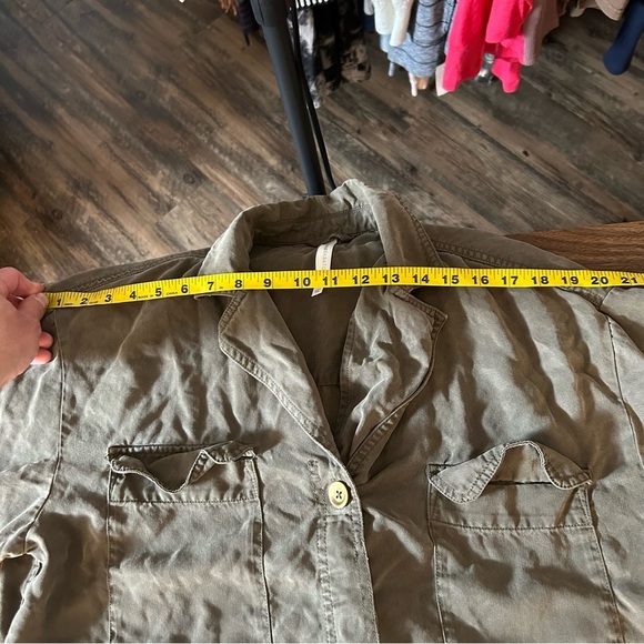 Babaton Casual Olive Green Button-Up Shirt S - Picture 7 of 11